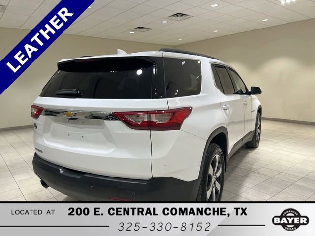 Used 2021 Chevrolet Traverse LT w/ LT Premium Package image 4