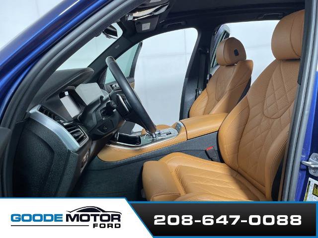 Used 2023 BMW X5 xDrive40i AWD/4WD image 10