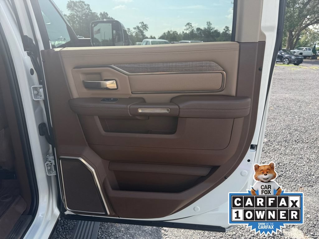 Used 2022 RAM 3500 Limited AWD/4WD image 26