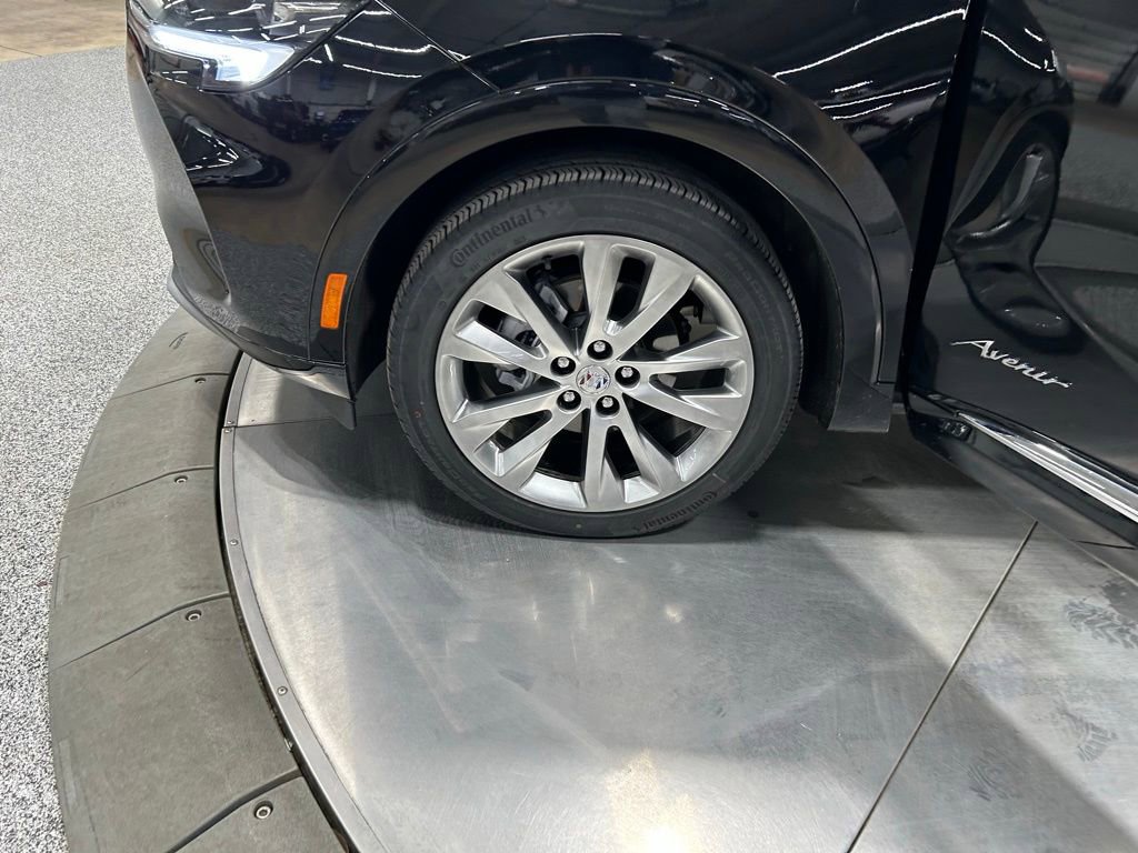 Used 2023 Buick Envision Avenir AWD/4WD image 33