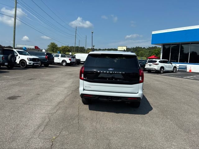 Certified 2025 Ford Expedition Active AWD/4WD image 37