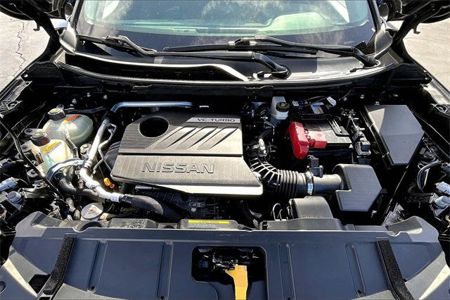 Used 2024 Nissan Rogue SV image 9