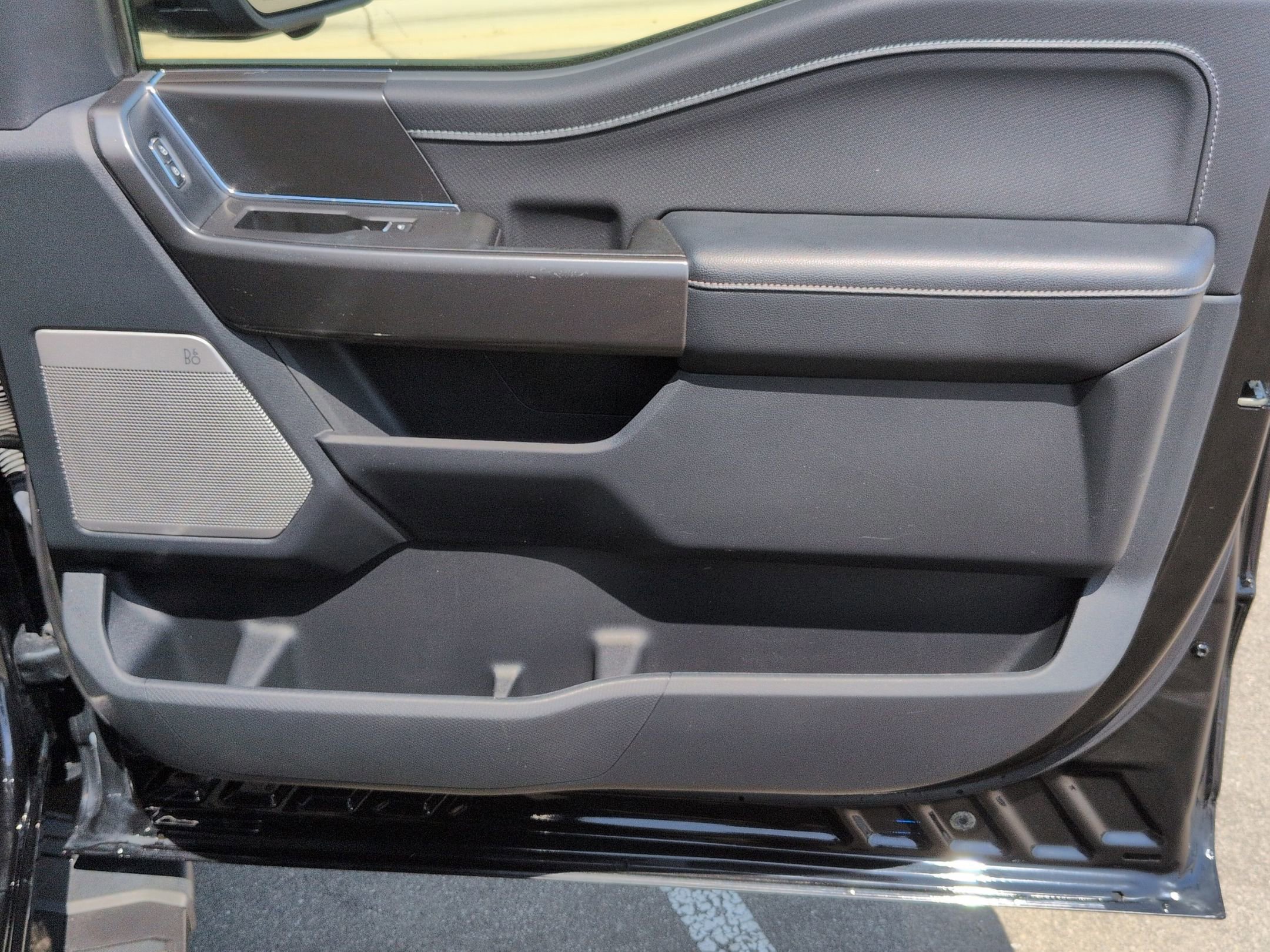 Certified 2022 Ford F150 XLT w/ Equipment Group 302A High AWD/4WD image 34