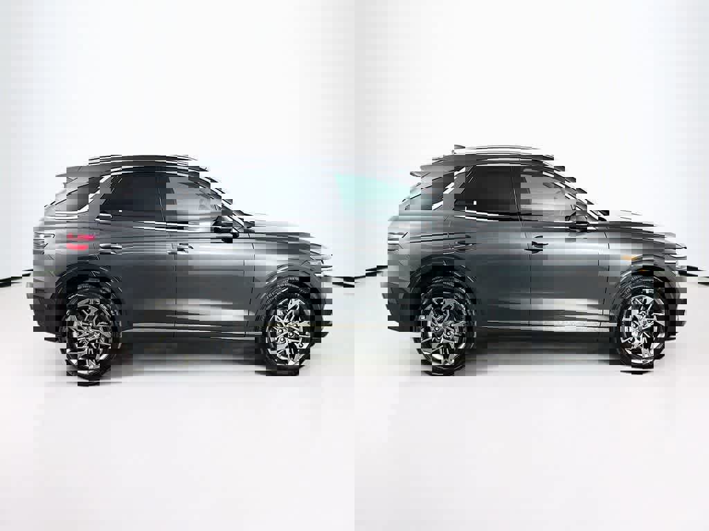 Used 2025 Genesis GV70 2.5T image 6