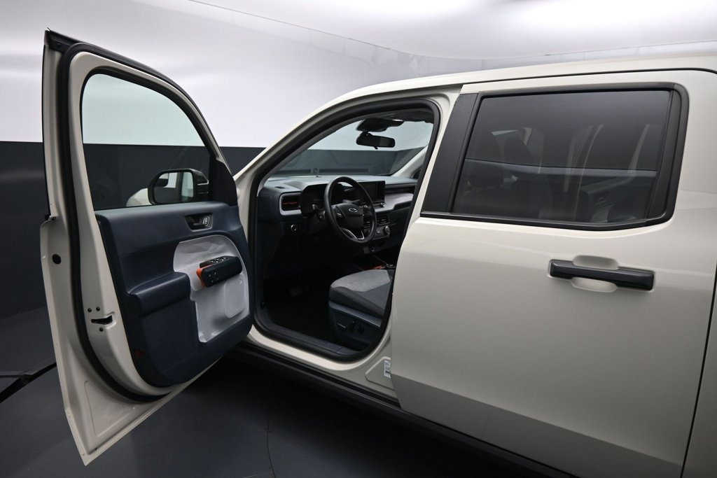 Certified 2024 Ford Maverick XLT w/ XLT Luxury Package FWD image 8