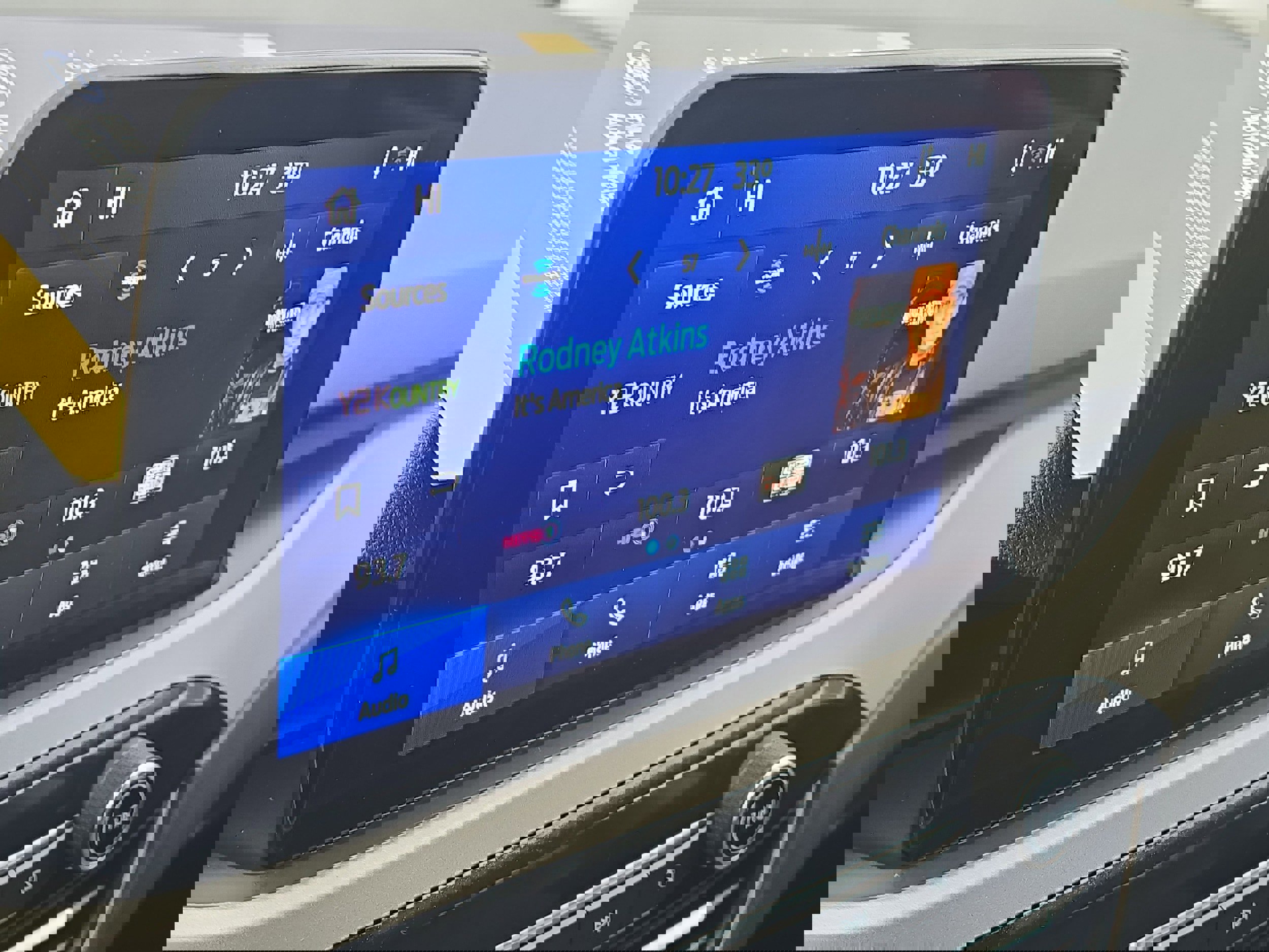 Certified 2022 Ford Escape SE w/ SE Sport Appearance Package image 31