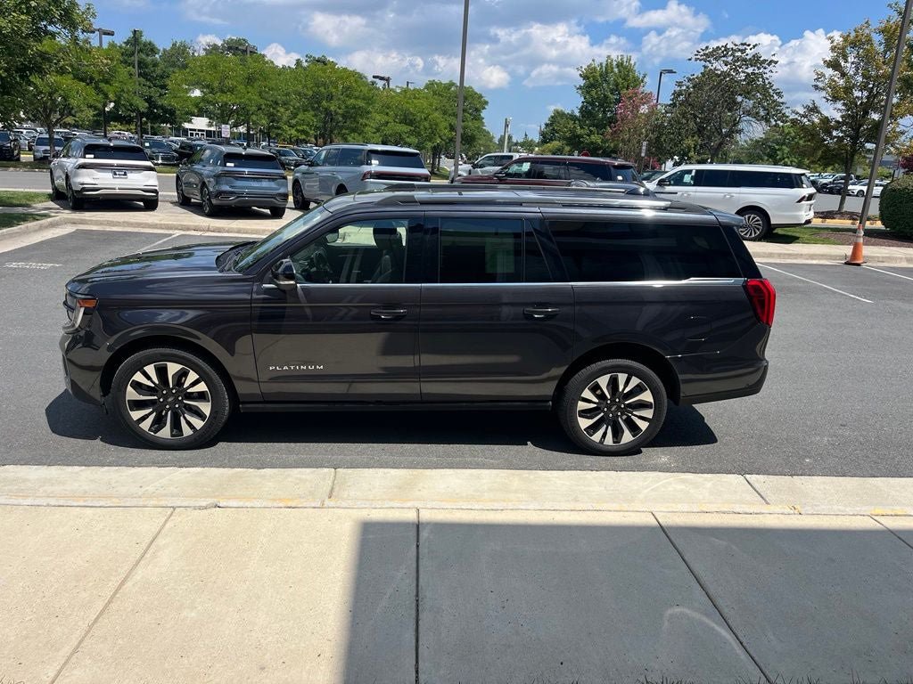 Certified 2025 Ford Expedition Max Platinum w/ Driver's Package AWD/4WD image 6