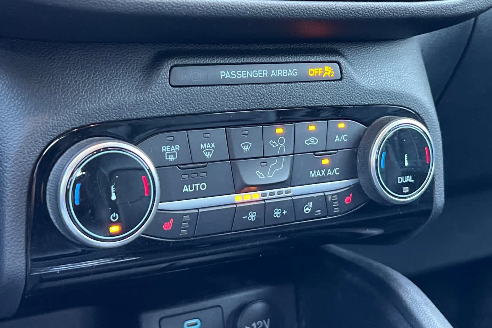 Certified 2022 Ford Escape SEL w/ Technology Package image 21