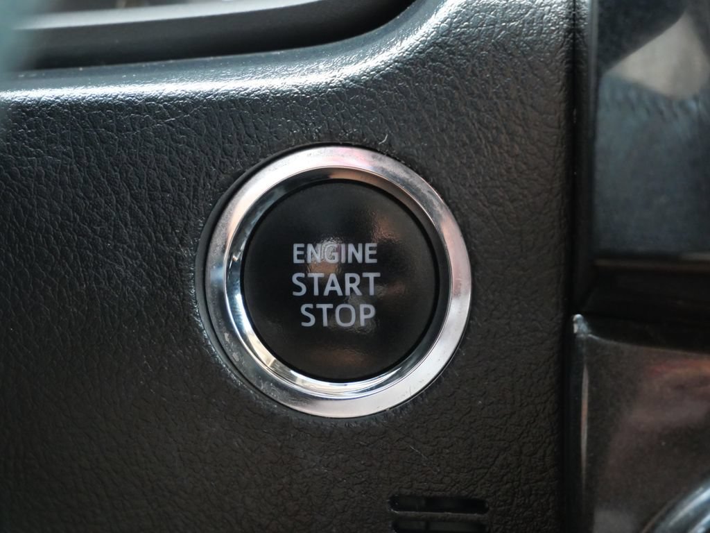 Used 2023 Toyota 4Runner TRD Off-Road Premium w/ Off Road Premium Plus Package AWD/4WD image 27