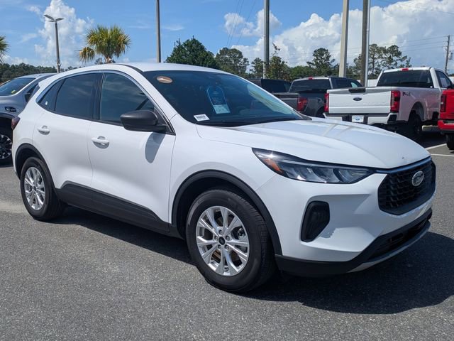 Certified 2024 Ford Escape Active FWD image 2