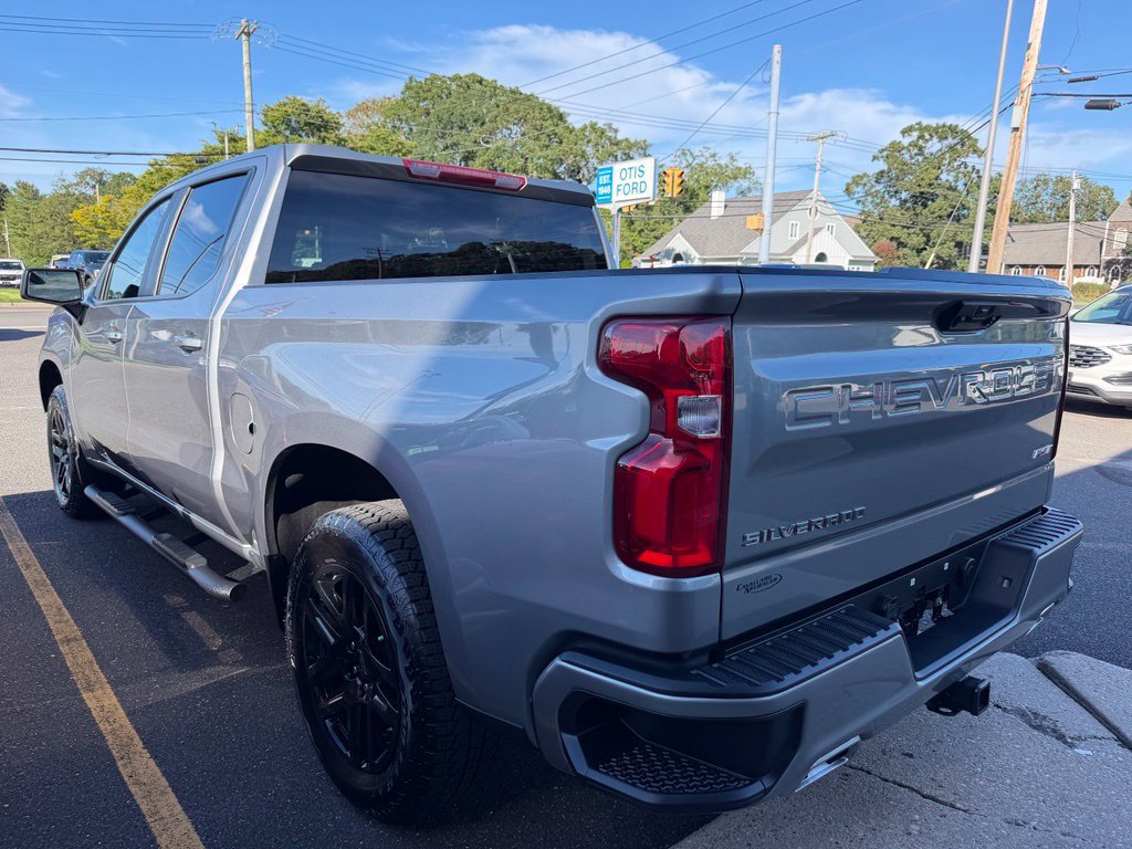 Used 2025 Chevrolet Silverado 1500 RST AWD/4WD image 4
