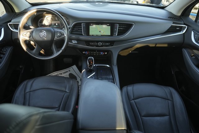 Used 2018 Buick Enclave Premium image 21