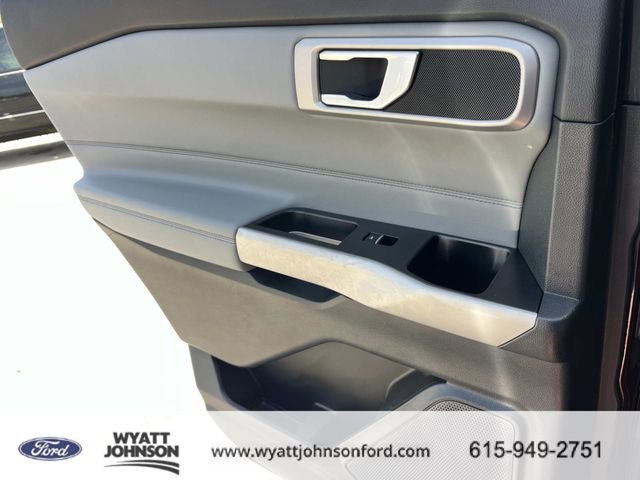 Certified 2023 Ford Explorer XLT w/ Equipment Group 202A AWD/4WD image 19
