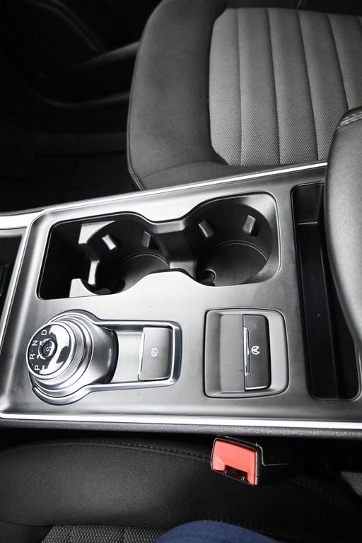 Certified 2022 Ford Edge SE w/ Black Appearance Package image 37