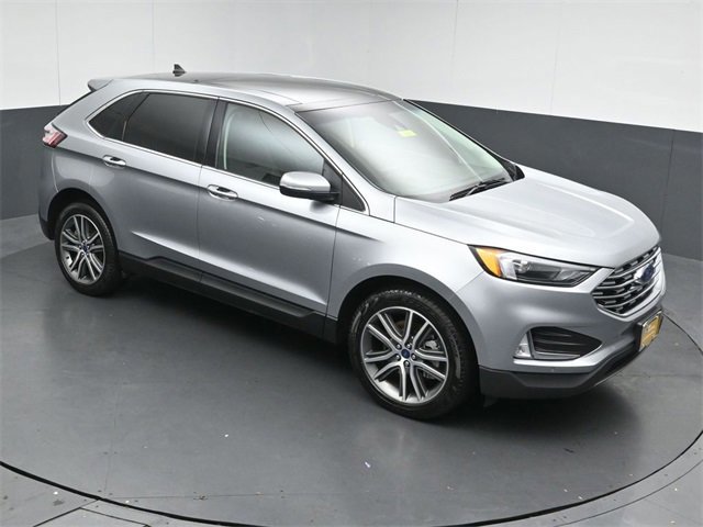Certified 2022 Ford Edge Titanium w/ Class II Trailer Tow Package image 21