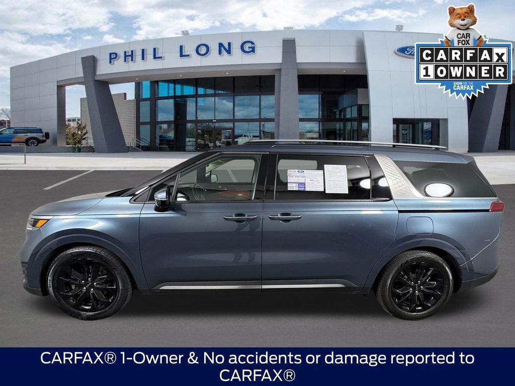 Used 2023 Kia Carnival SX Prestige image 2