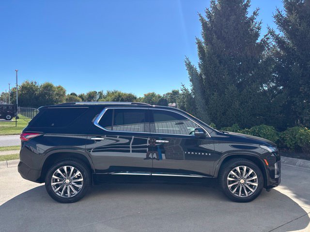 Used 2023 Chevrolet Traverse Premier AWD/4WD image 7