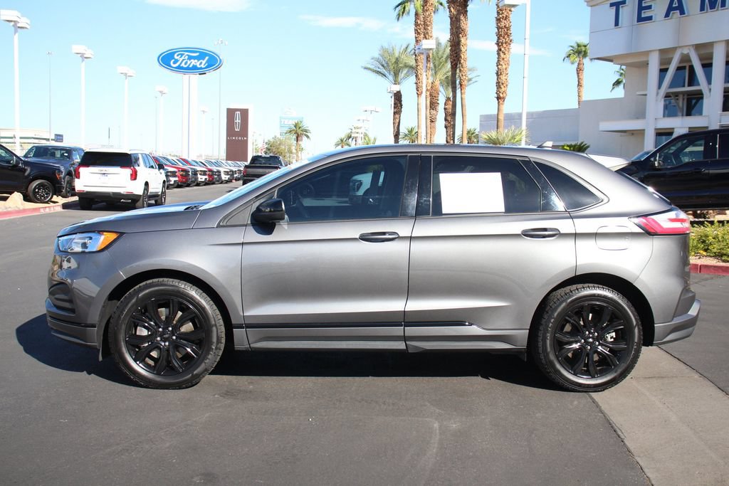 Certified 2023 Ford Edge SE w/ Black Appearance Package AWD/4WD image 4