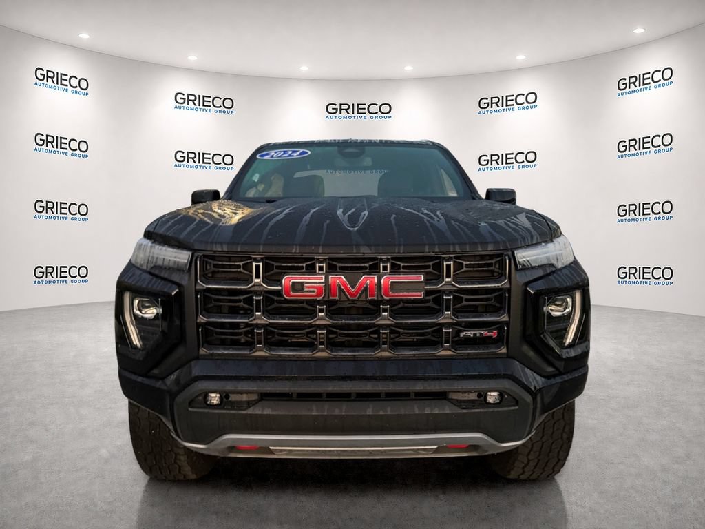 Used 2023 GMC Canyon AT4 w/ AT4 Premium Package AWD/4WD image 2