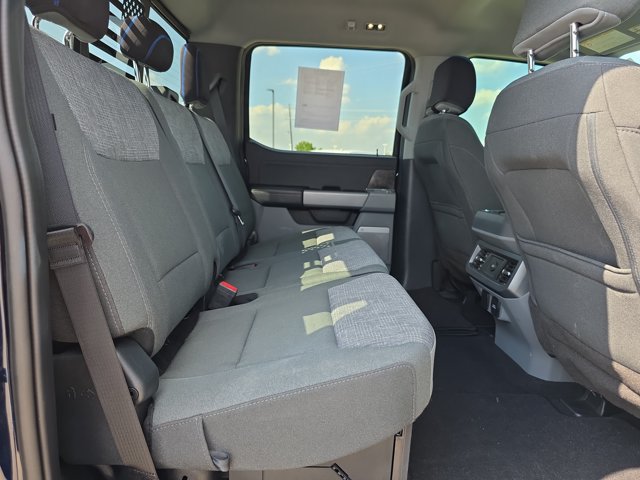 Certified 2023 Ford F250 XLT w/ XLT Premium Package AWD/4WD image 15