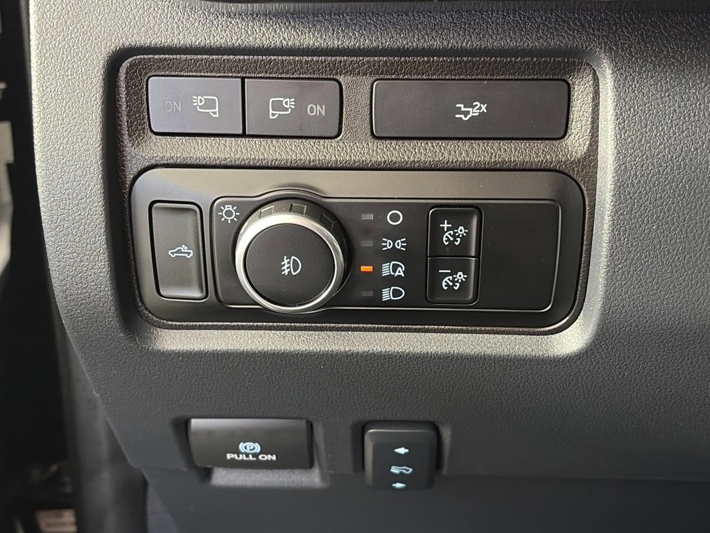 Certified 2024 Ford F350 Lariat w/ Sport Appearance Package image 25