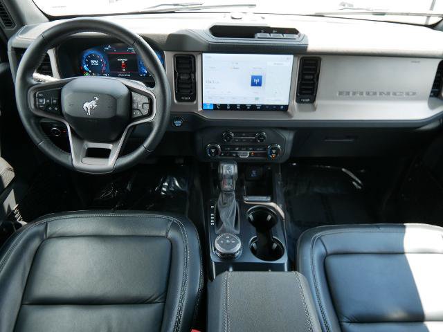 Certified 2025 Ford Bronco Outer Banks AWD/4WD image 15