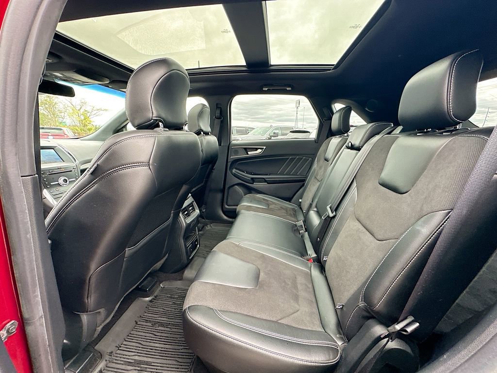 Certified 2019 Ford Edge ST w/ Equipment Group 401A image 17