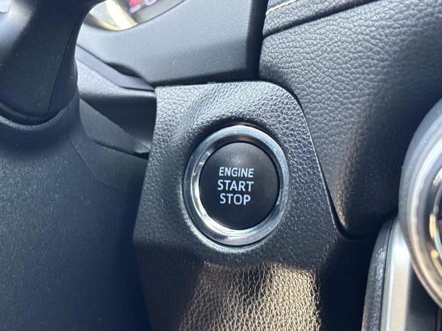 Used 2019 Toyota RAV4 XLE w/ Carpet Mat Package FWD image 17