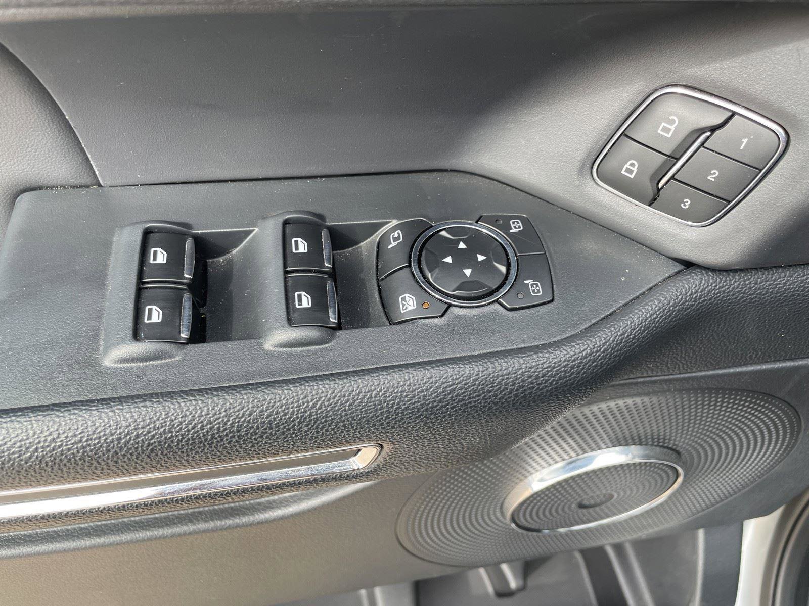 Certified 2024 Ford Expedition Max XLT image 11