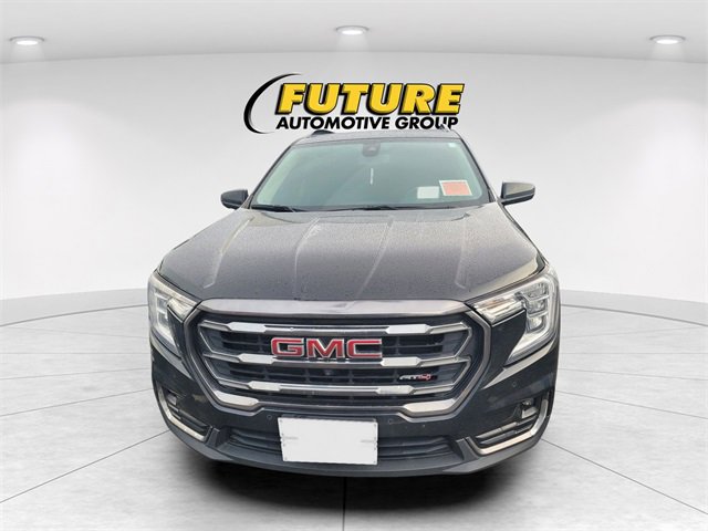 Used 2022 GMC Terrain AT4 w/ Infotainment Package II image 2