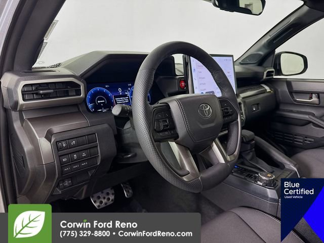 Used 2025 Toyota Tacoma TRD Sport image 11