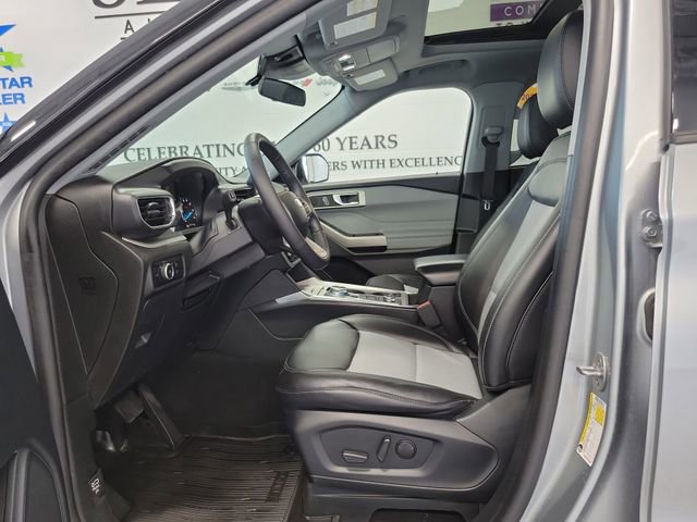 Certified 2023 Ford Explorer XLT w/ Equipment Group 202A AWD/4WD image 8