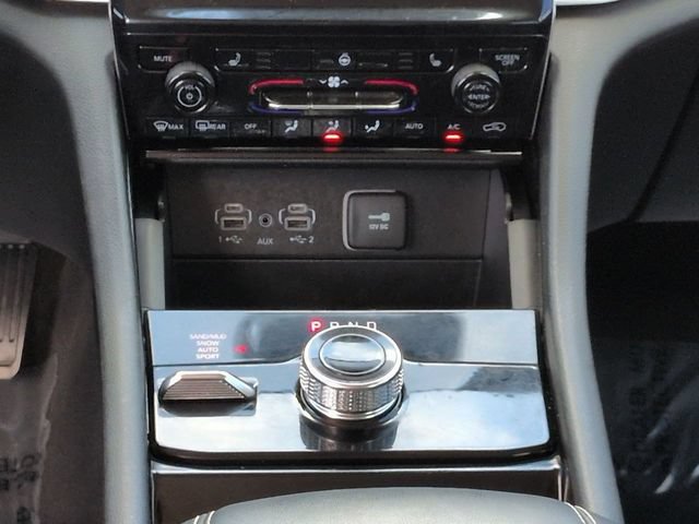 Used 2023 Jeep Grand Cherokee Limited w/ Black Appearance Package AWD/4WD image 19