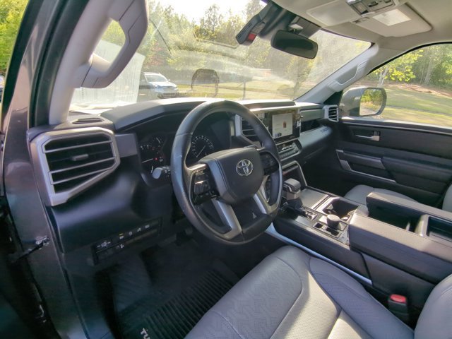 Used 2024 Toyota Tundra SR5 AWD/4WD image 17