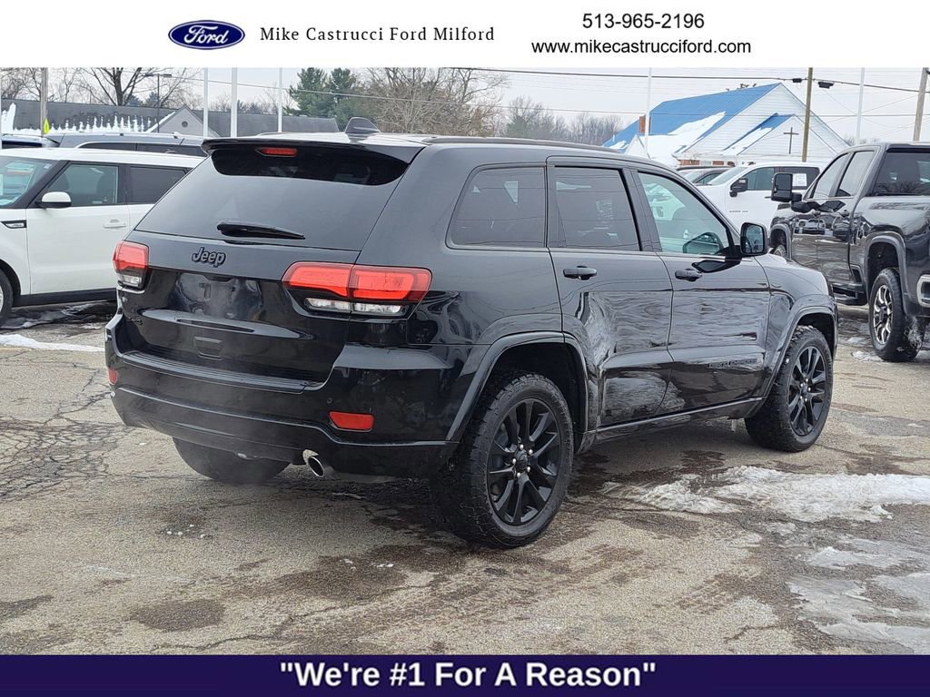 Used 2019 Jeep Grand Cherokee Altitude image 4