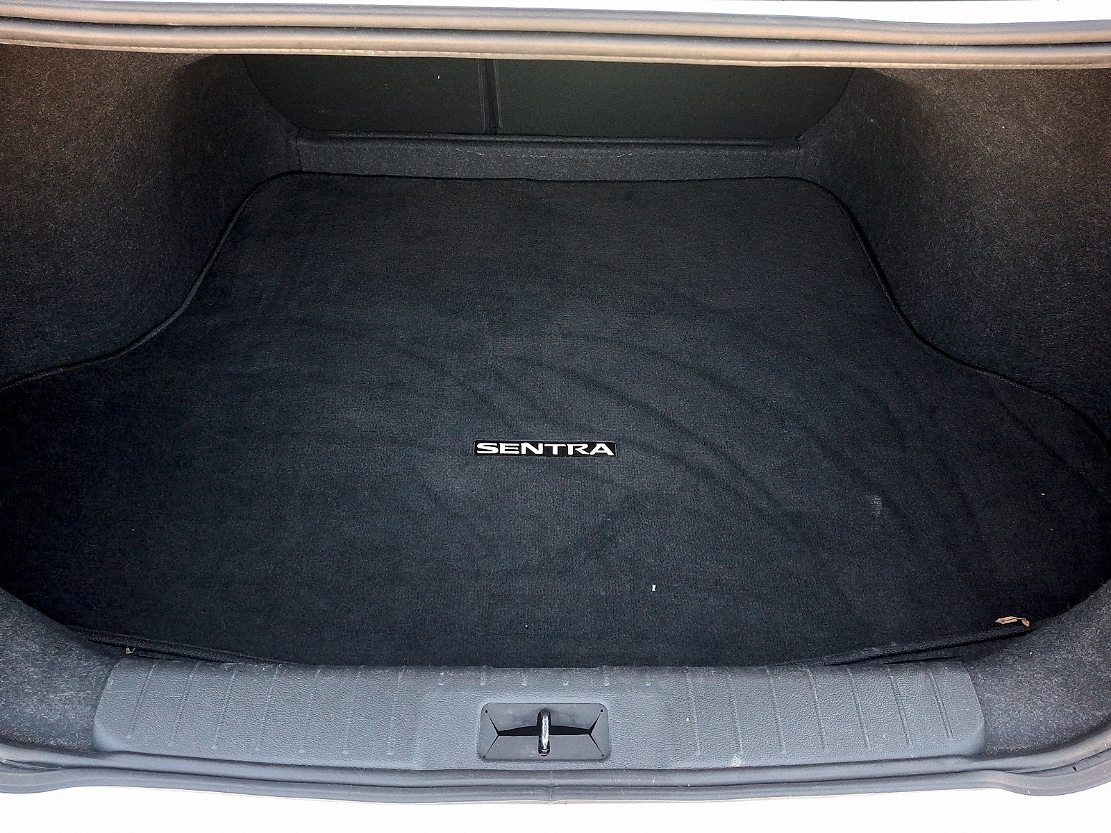 Used 2024 Nissan Sentra SV FWD image 28