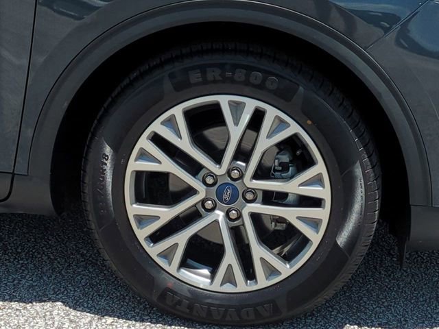 Certified 2022 Ford Escape SEL FWD image 11