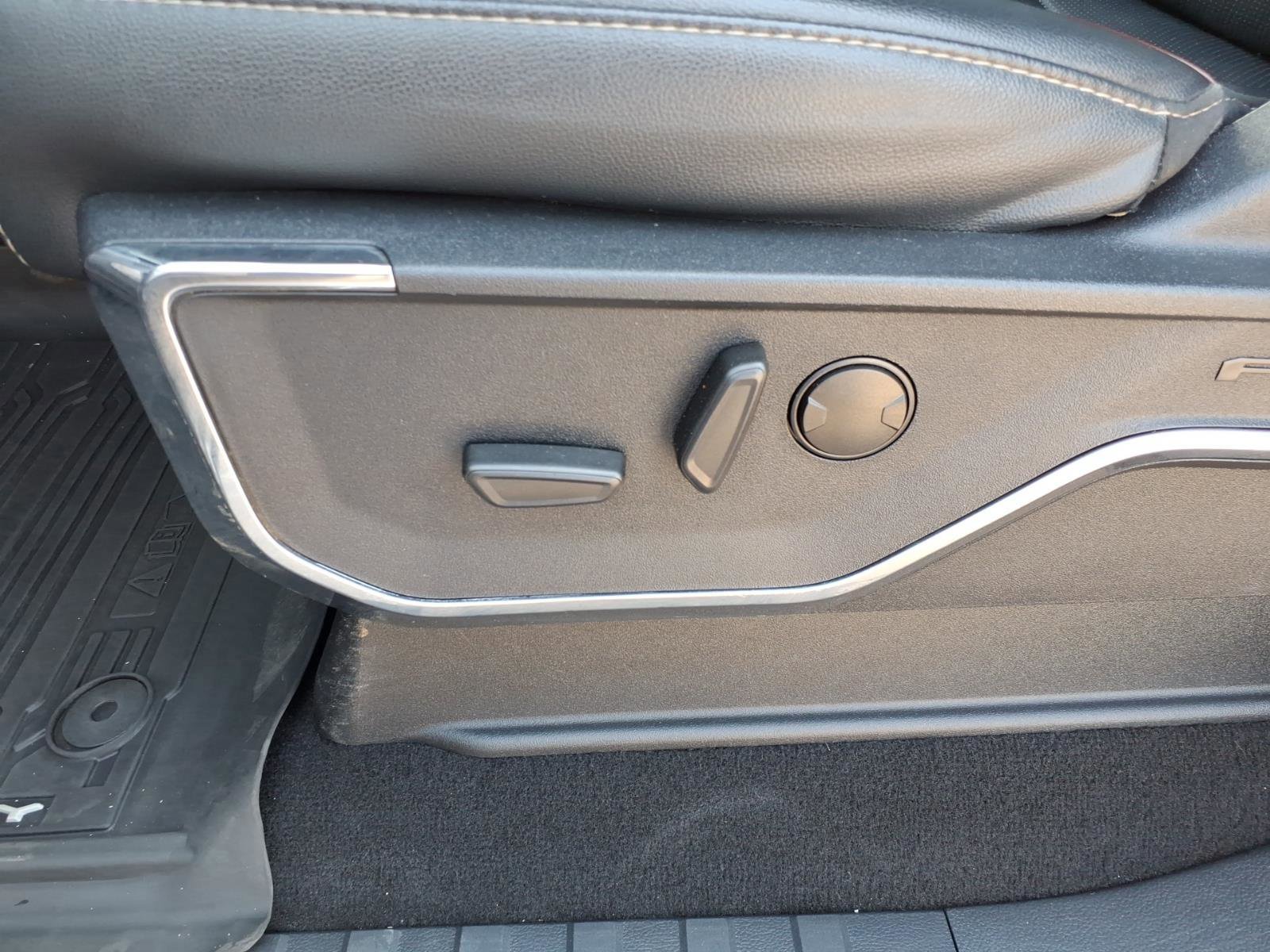 Certified 2024 Ford F350 Lariat w/ Lariat Ultimate Package image 13