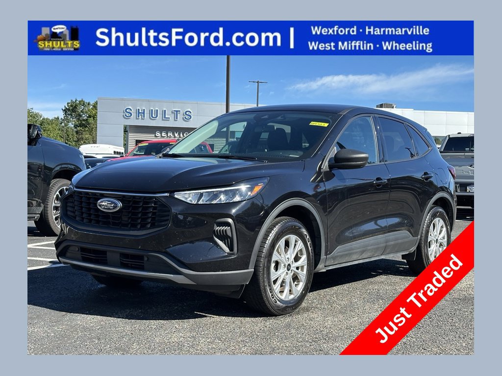 Certified 2025 Ford Escape Active AWD/4WD image 1