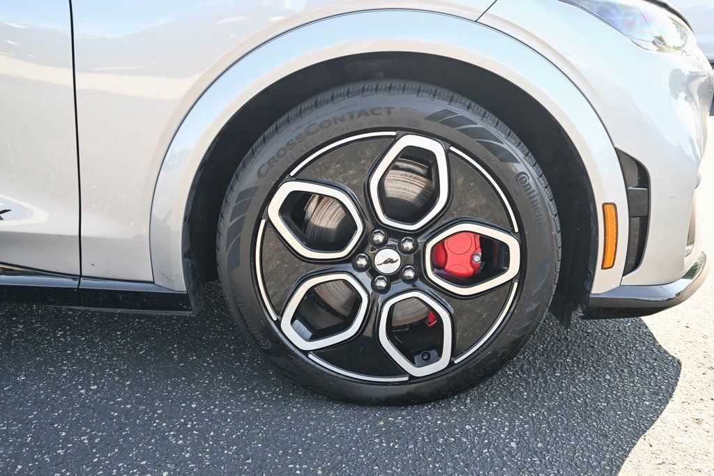 Certified 2021 Ford Mustang Mach-E GT image 15