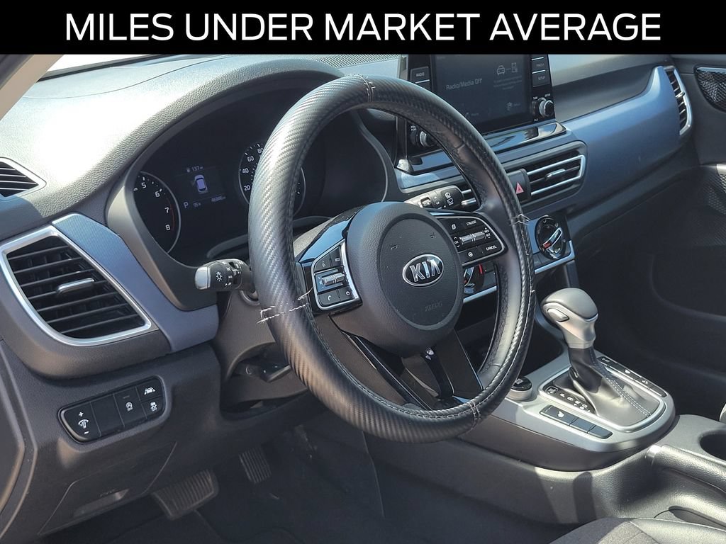 Used 2021 Kia Seltos S AWD/4WD image 16