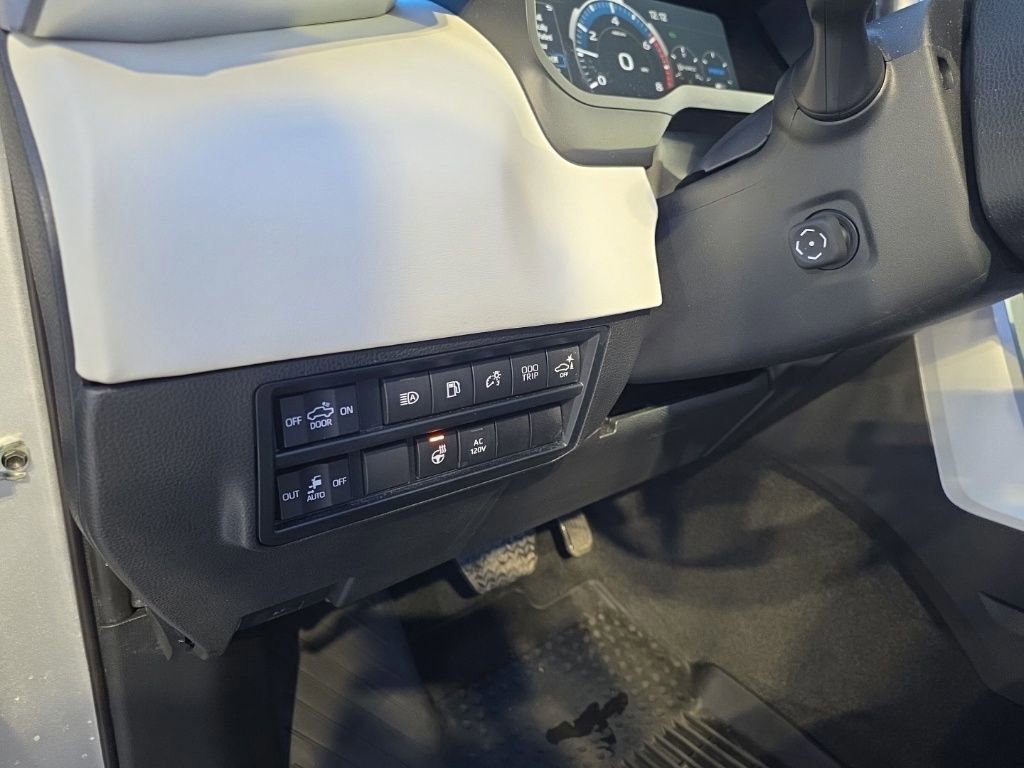 Used 2023 Toyota Tundra Capstone image 13