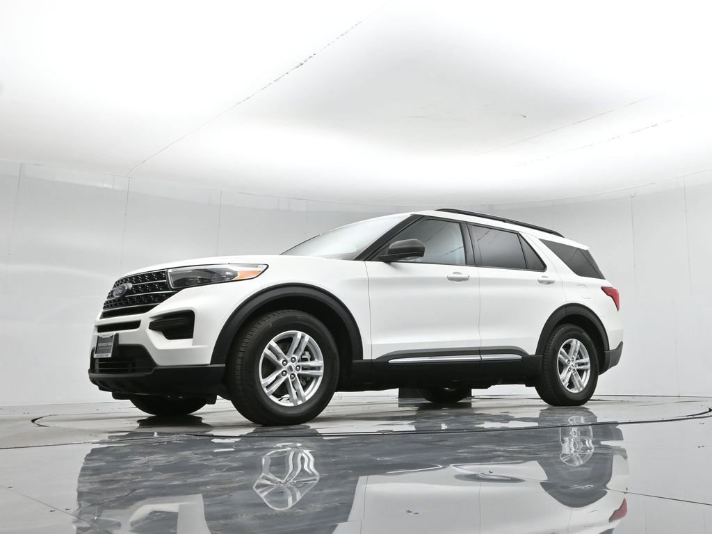 Certified 2023 Ford Explorer XLT image 27