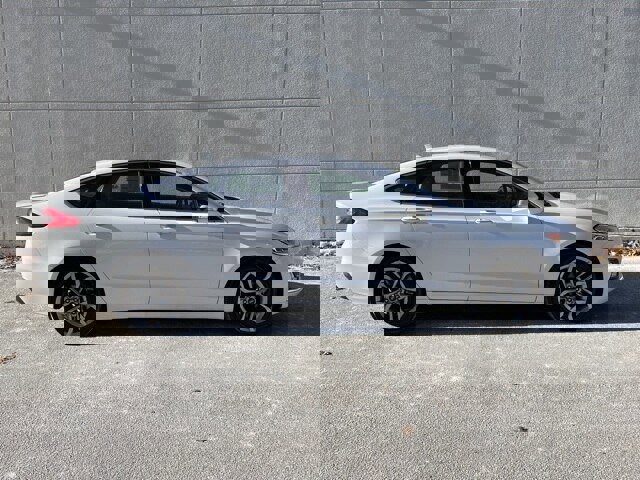 Certified 2020 Ford Fusion Titanium image 5