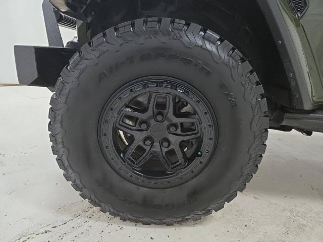 Used 2023 Jeep Wrangler Unlimited Rubicon w/ Steel Bumper Group AWD/4WD image 36