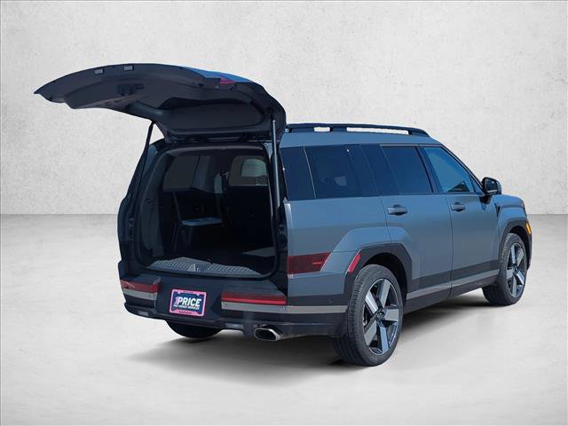 Used 2024 Hyundai Santa Fe Limited image 4