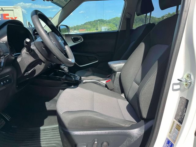 Used 2023 Kia Soul S FWD image 27