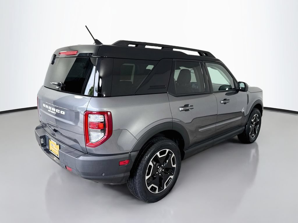 Certified 2023 Ford Bronco Sport Outer Banks w/ Tech Package AWD/4WD image 7