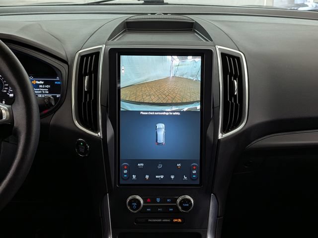 Certified 2022 Ford Edge Titanium w/ Equipment Group 301A AWD/4WD image 35