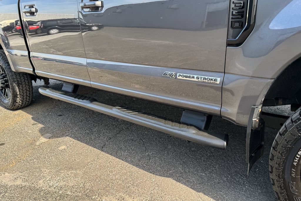Certified 2022 Ford F350 Lariat w/ Black Appearance Package AWD/4WD image 14